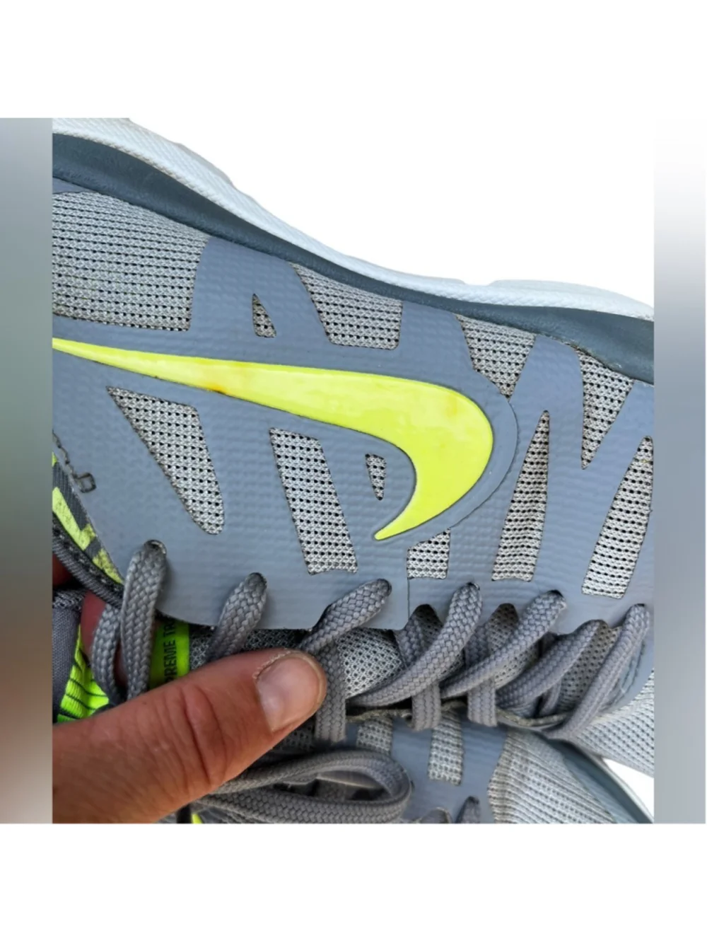 mens Flex Supreme TR3 Size 8.5